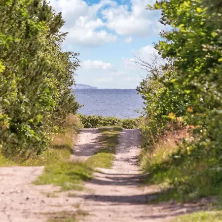 Holiday home Herlek - 200m From The Sea In Djursland And Mols By Interhome Knebel