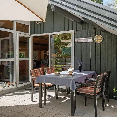 Holiday home Herlek - 200m From The Sea In Djursland And Mols By Interhome