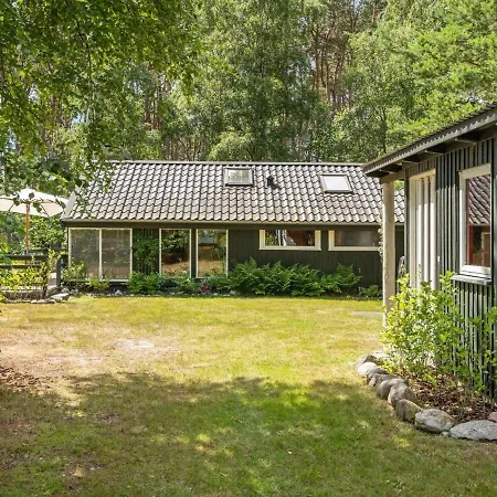 Holiday home Herlek - 200m From The Sea In Djursland And Mols By Interhome Knebel